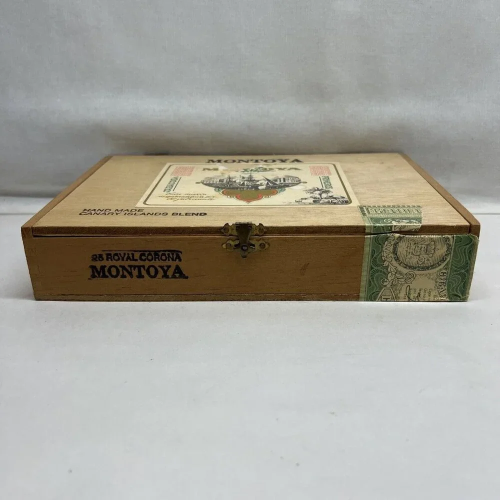 MONTOYA ROYAL CORONA WOODEN CIGAR BOX HAND MADE CANARY ISLAND BLEND